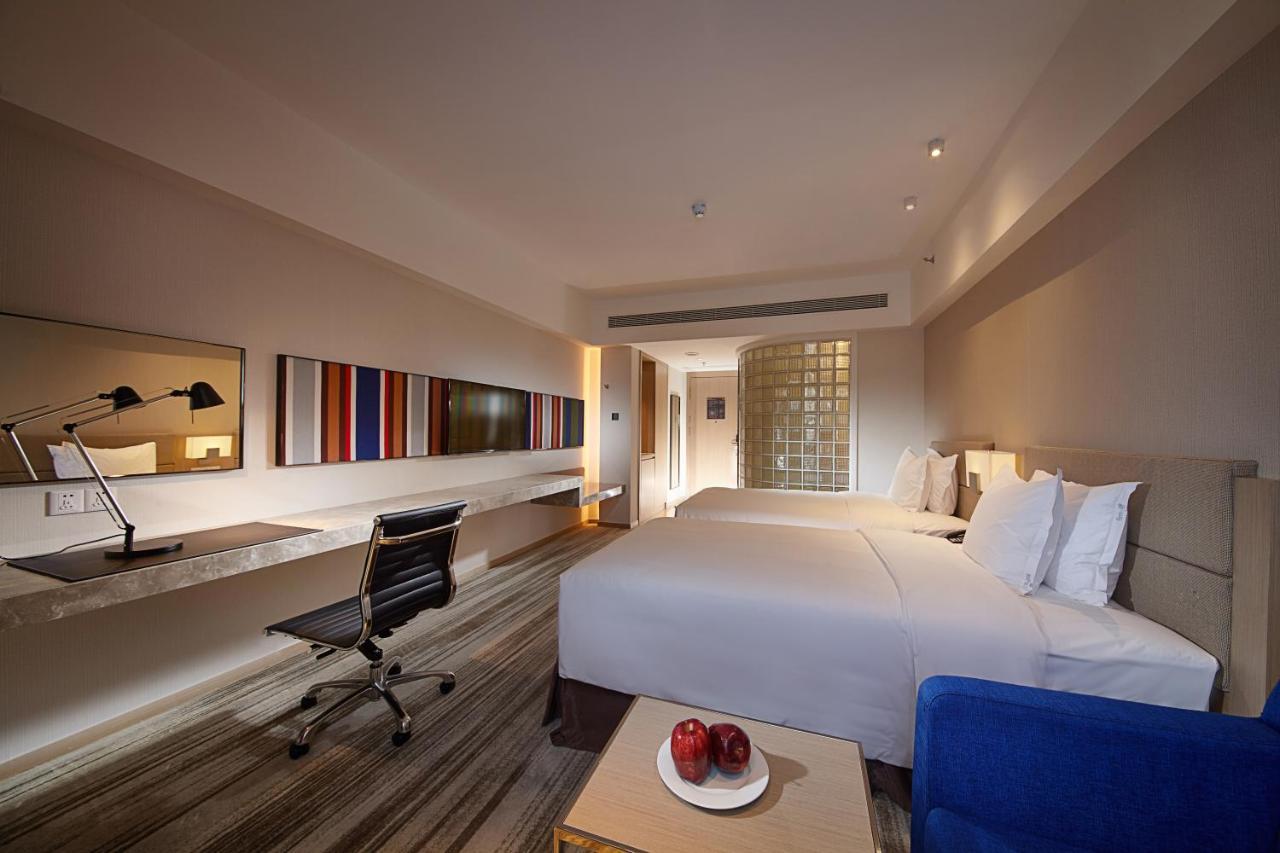 Holiday Inn Express Shenyang Tawan, an IHG Hotel Bagian luar foto