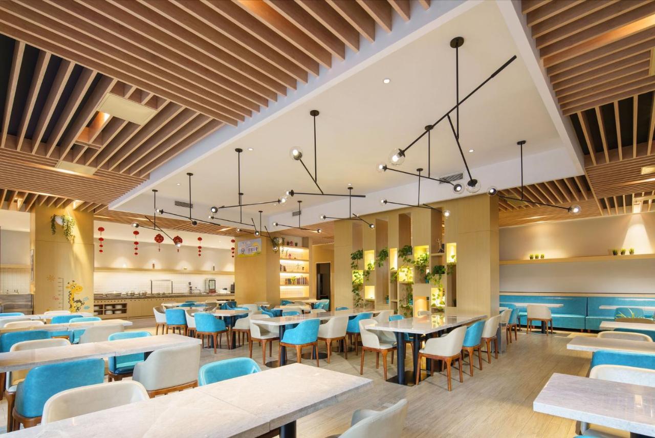 Holiday Inn Express Shenyang Tawan, an IHG Hotel Bagian luar foto