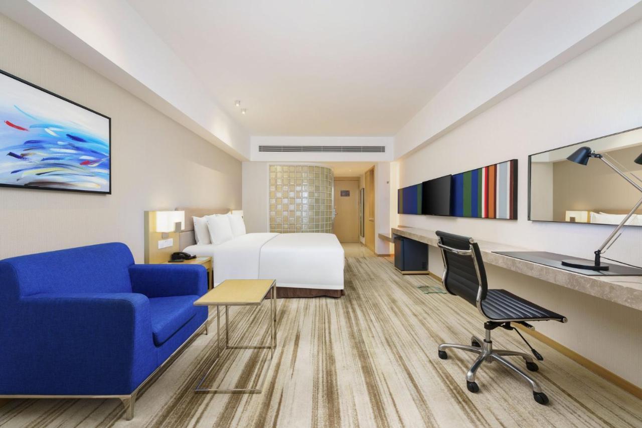 Holiday Inn Express Shenyang Tawan, an IHG Hotel Bagian luar foto