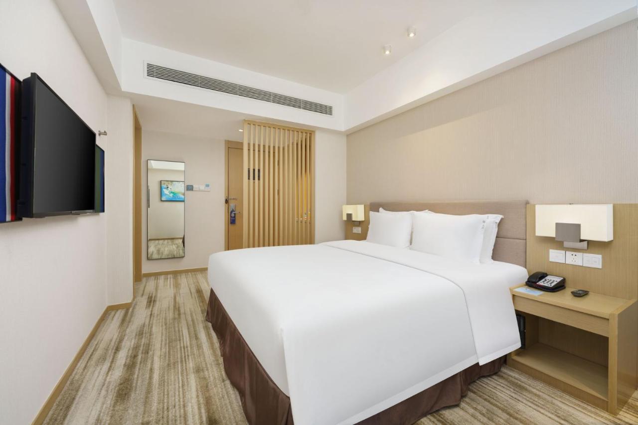 Holiday Inn Express Shenyang Tawan, an IHG Hotel Bagian luar foto
