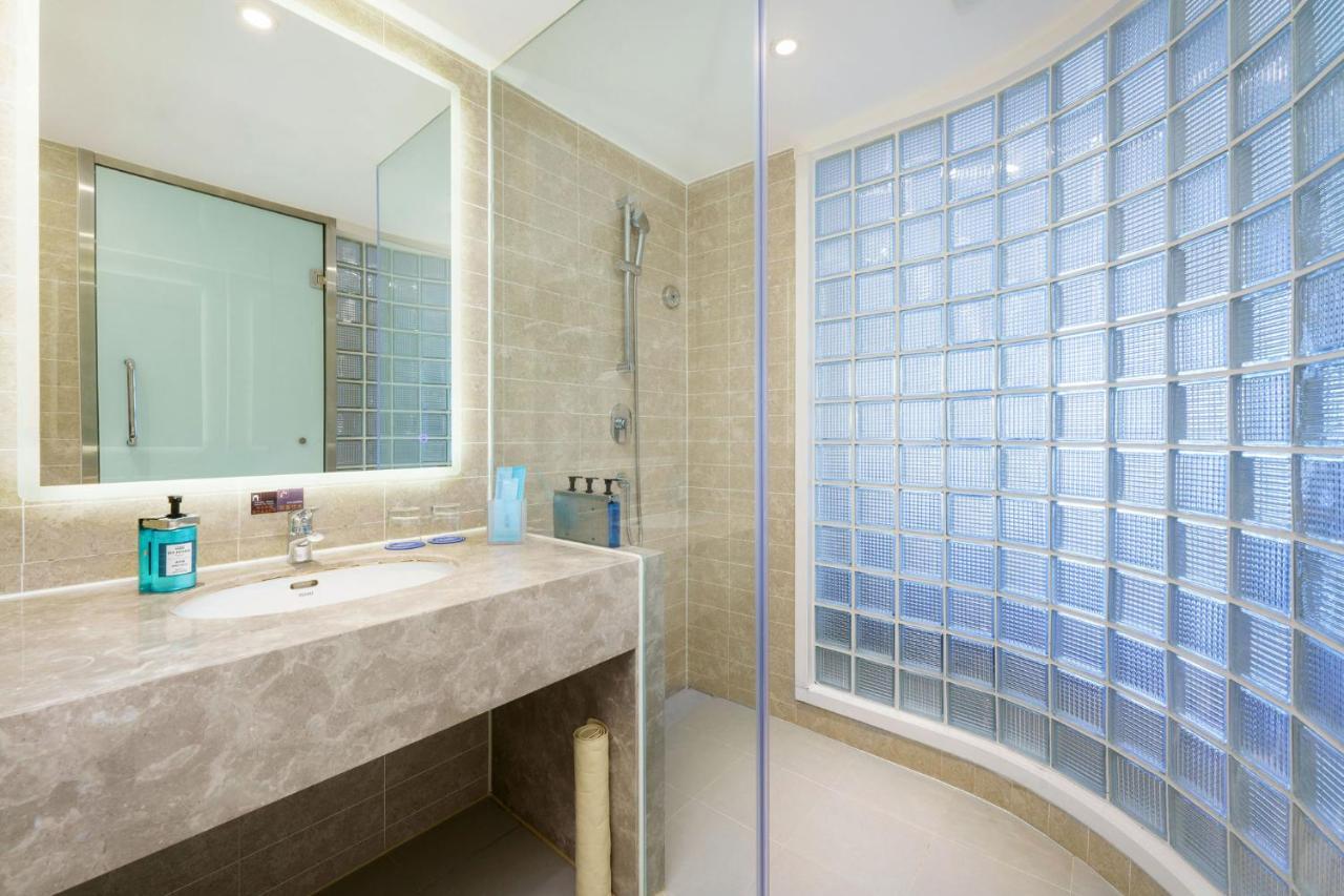 Holiday Inn Express Shenyang Tawan, an IHG Hotel Bagian luar foto